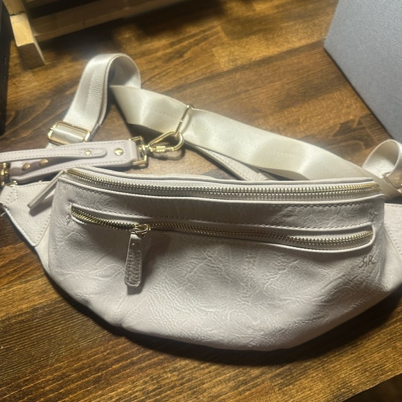 Ruby & Rae Stylish Photographer Bag - Picture 4 of 5